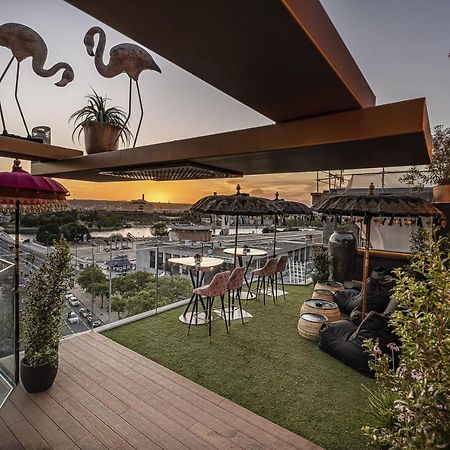 On Suites Sevilla Apartments Designed For Adults Экстерьер фото