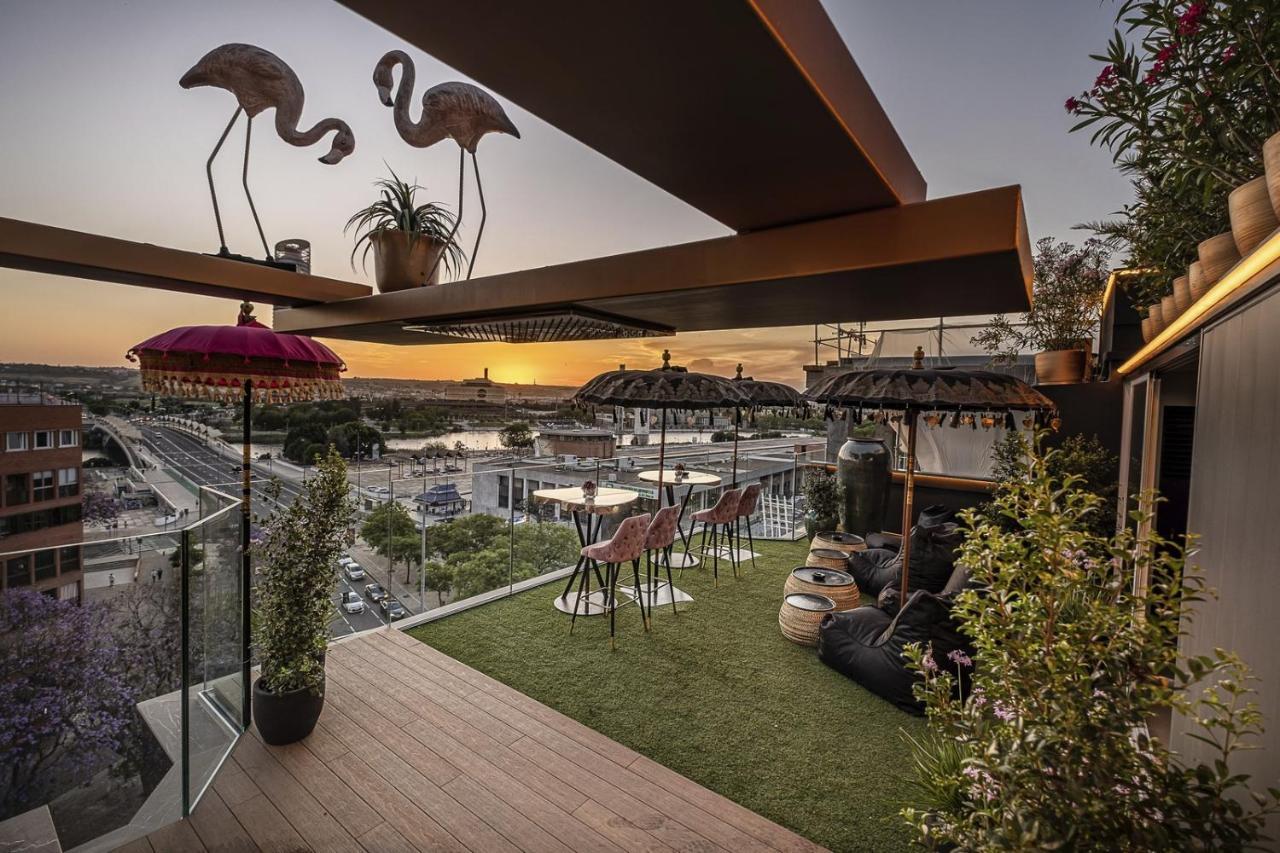 On Suites Sevilla Apartments Designed For Adults Экстерьер фото