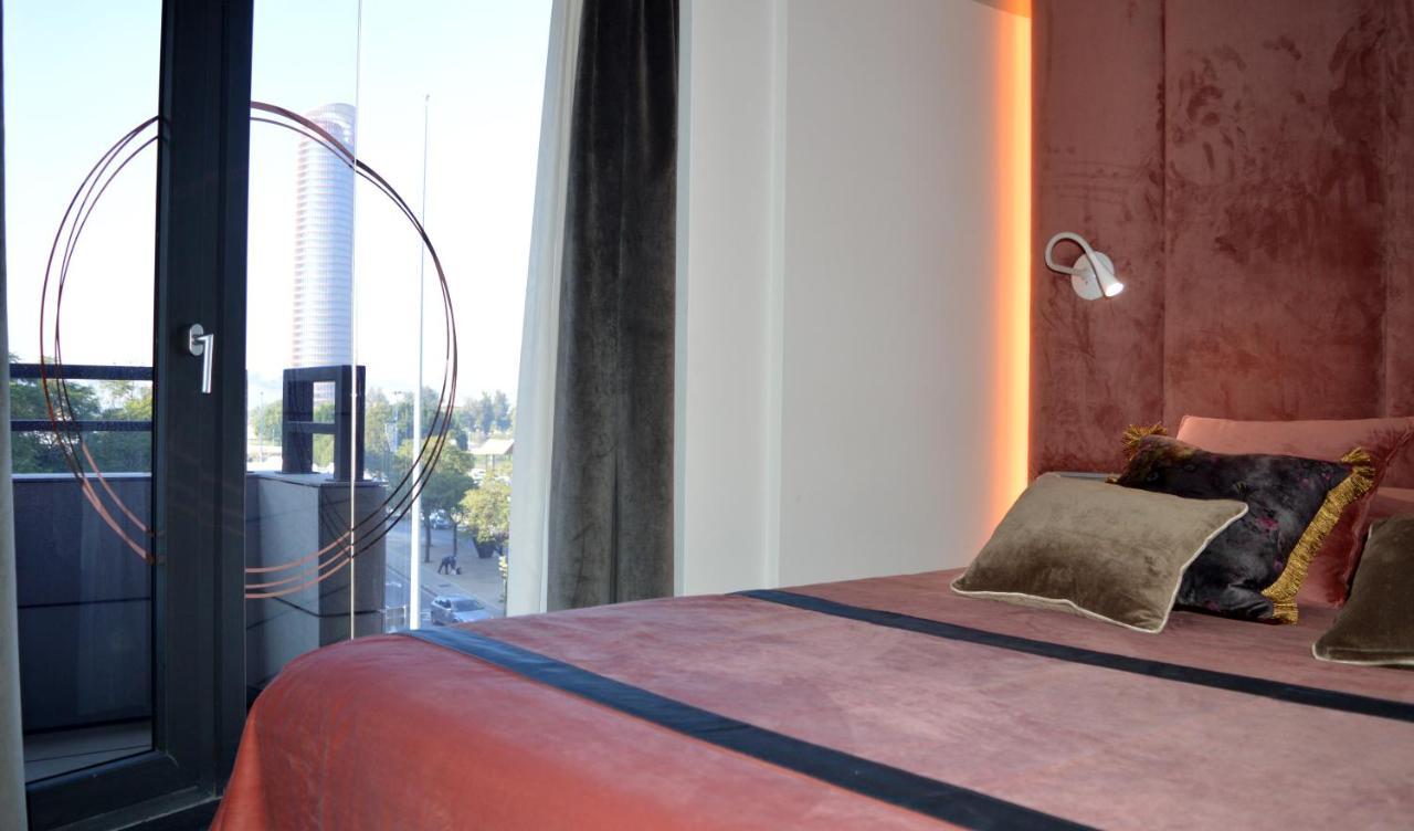 On Suites Sevilla Apartments Designed For Adults Экстерьер фото