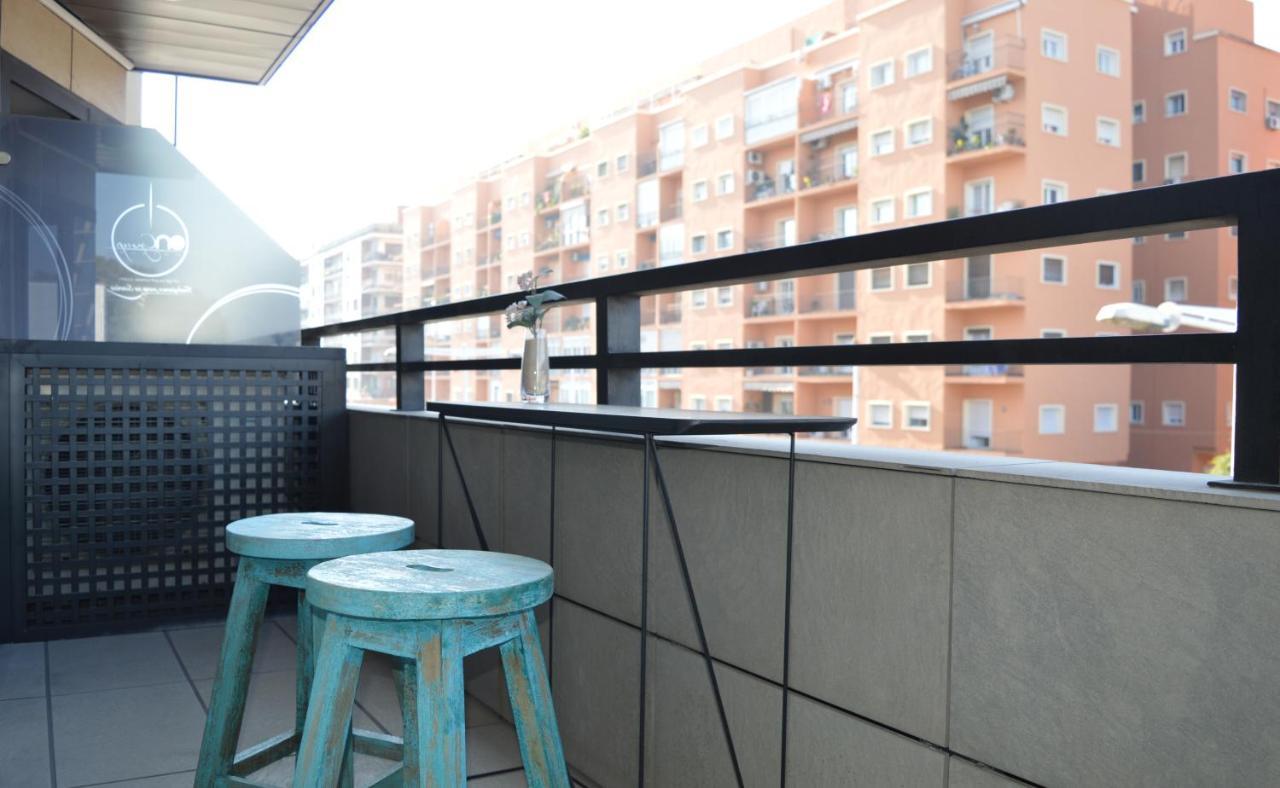 On Suites Sevilla Apartments Designed For Adults Экстерьер фото