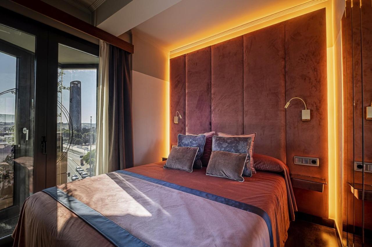 On Suites Sevilla Apartments Designed For Adults Экстерьер фото